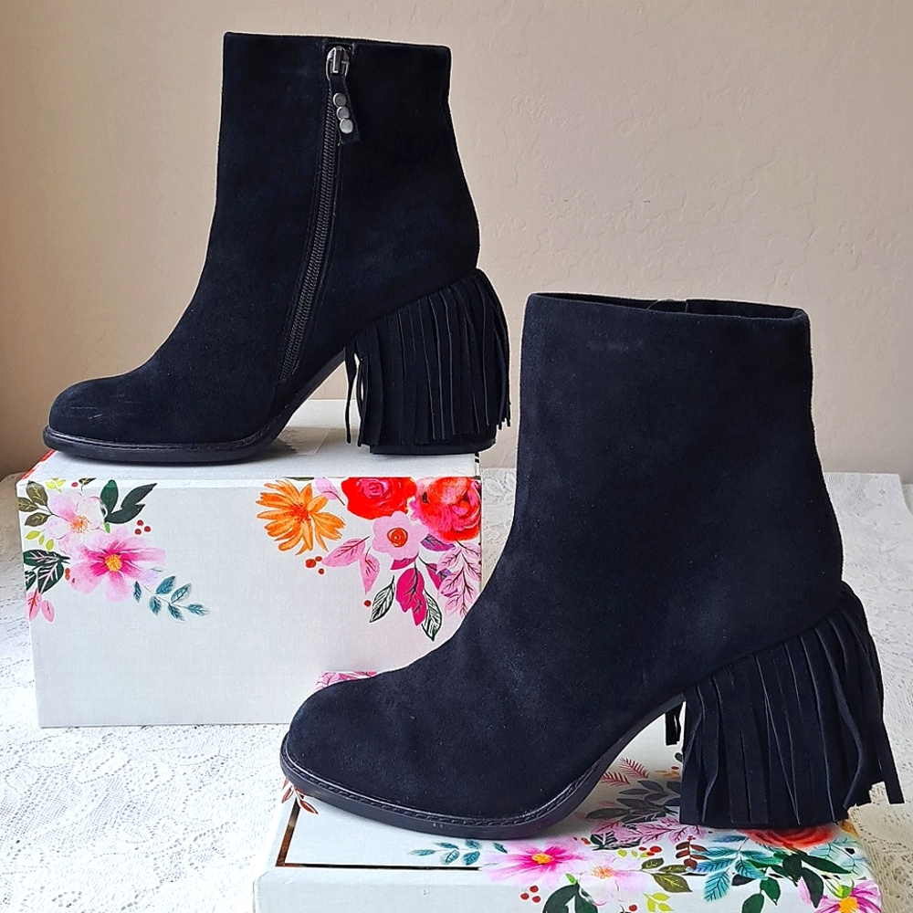 Kelsi Dagger Brooklyn Black Suede Fringe Ankle Boots 7.5 M, 3.75" heel height